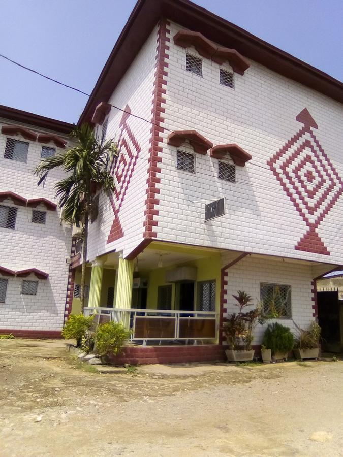 Hotel Kdv Bonaberi Exterior photo